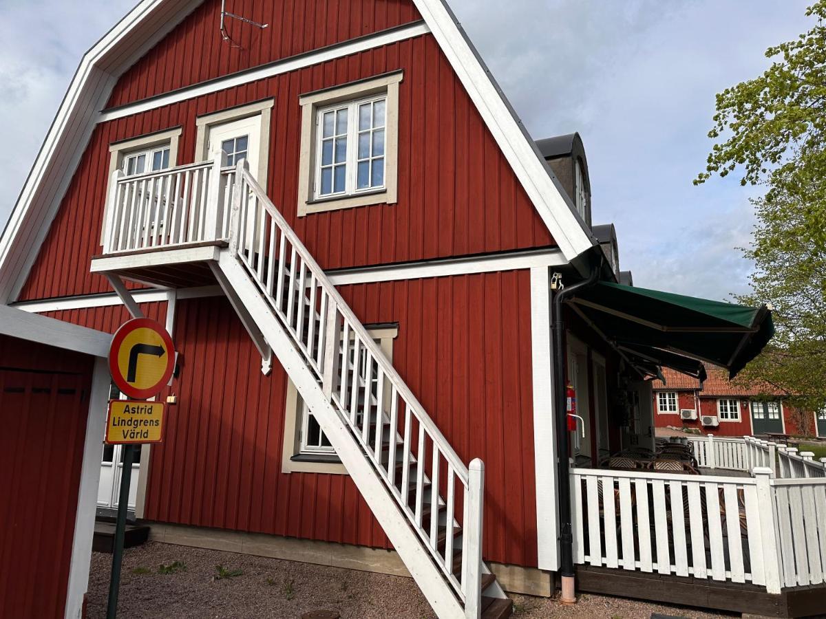 Oxgarden Hotel Vimmerby Buitenkant foto