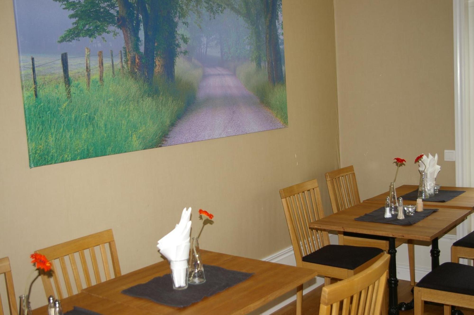 Oxgarden Hotel Vimmerby Buitenkant foto