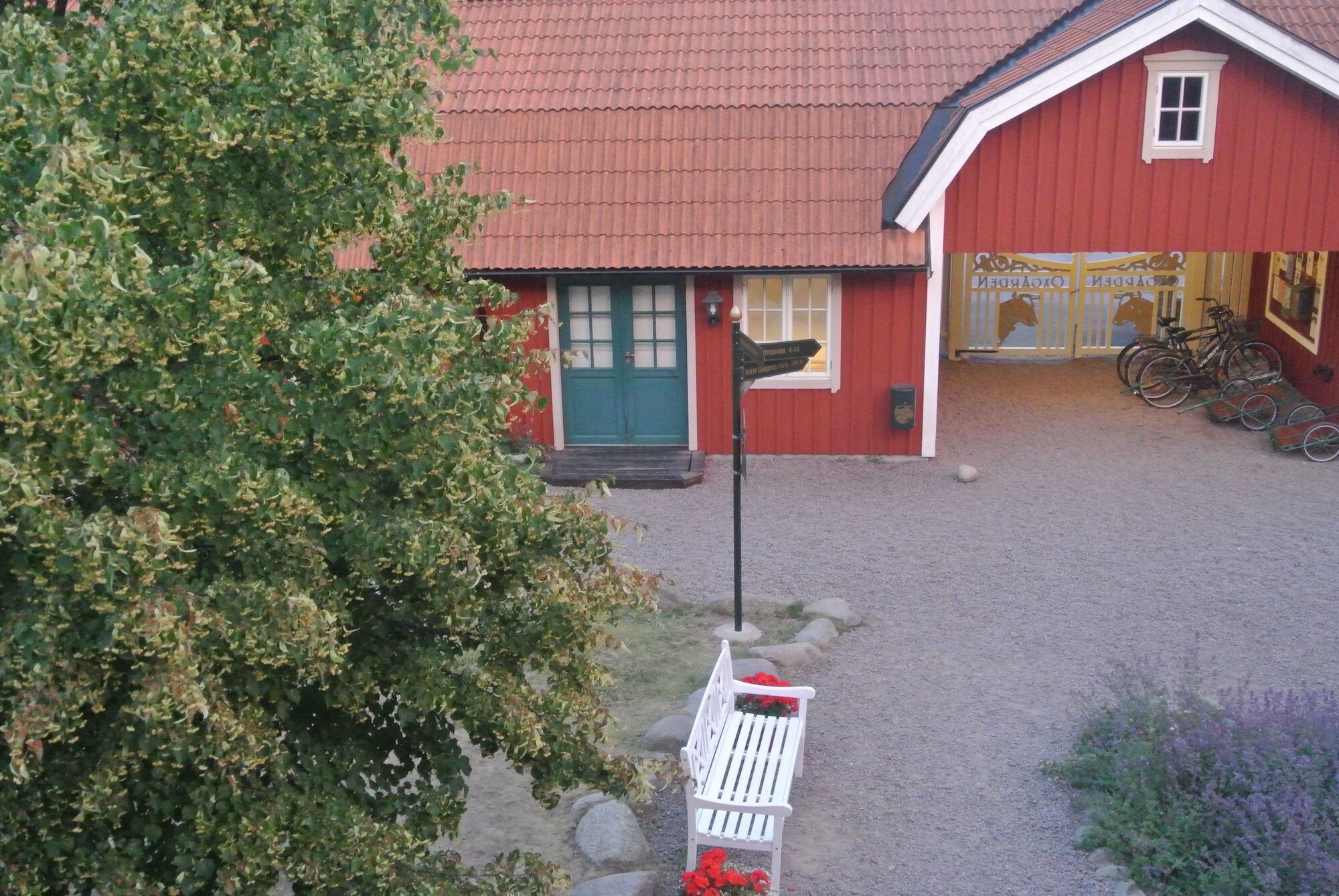 Oxgarden Hotel Vimmerby Buitenkant foto